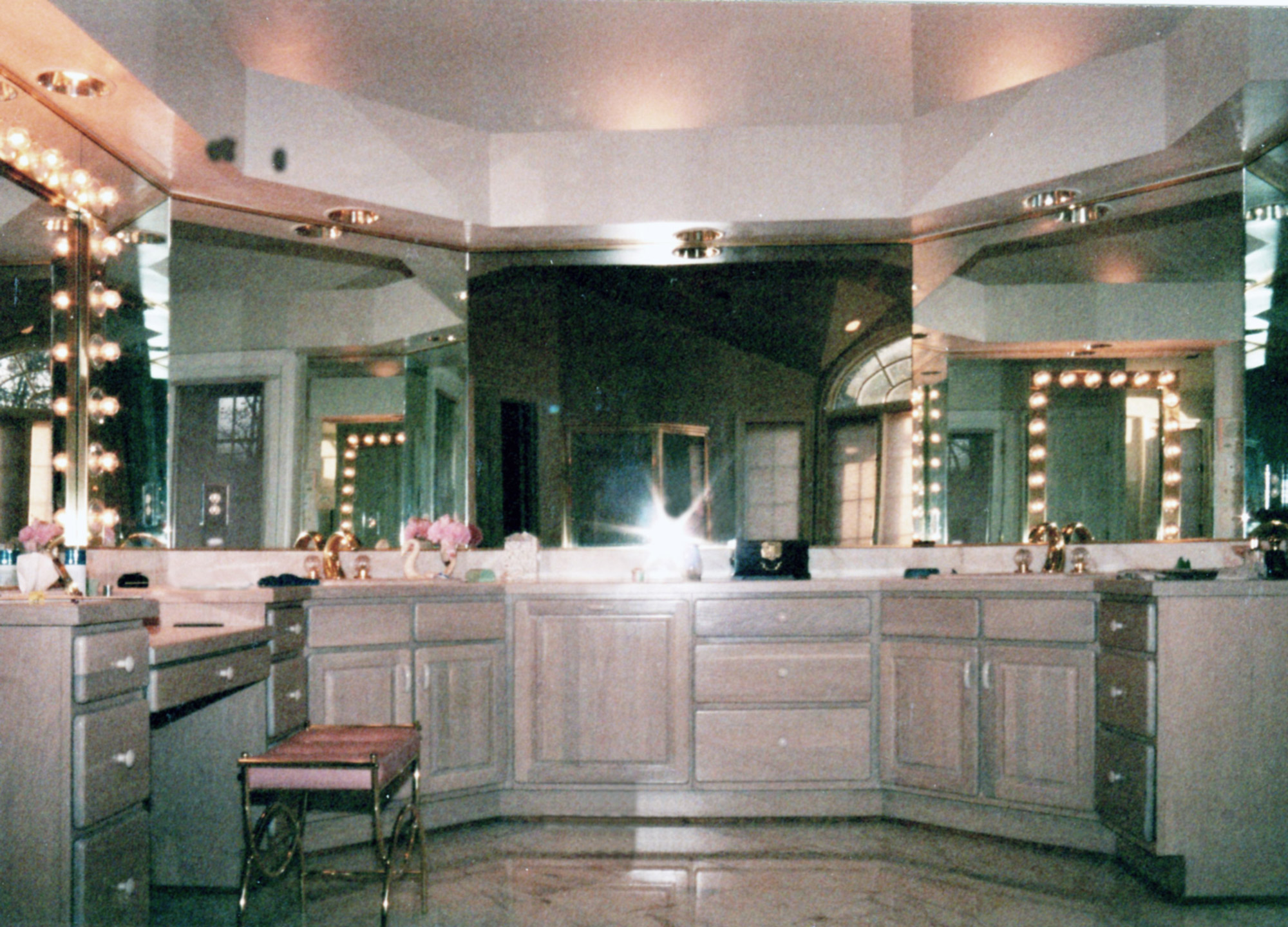Photo of Master Room