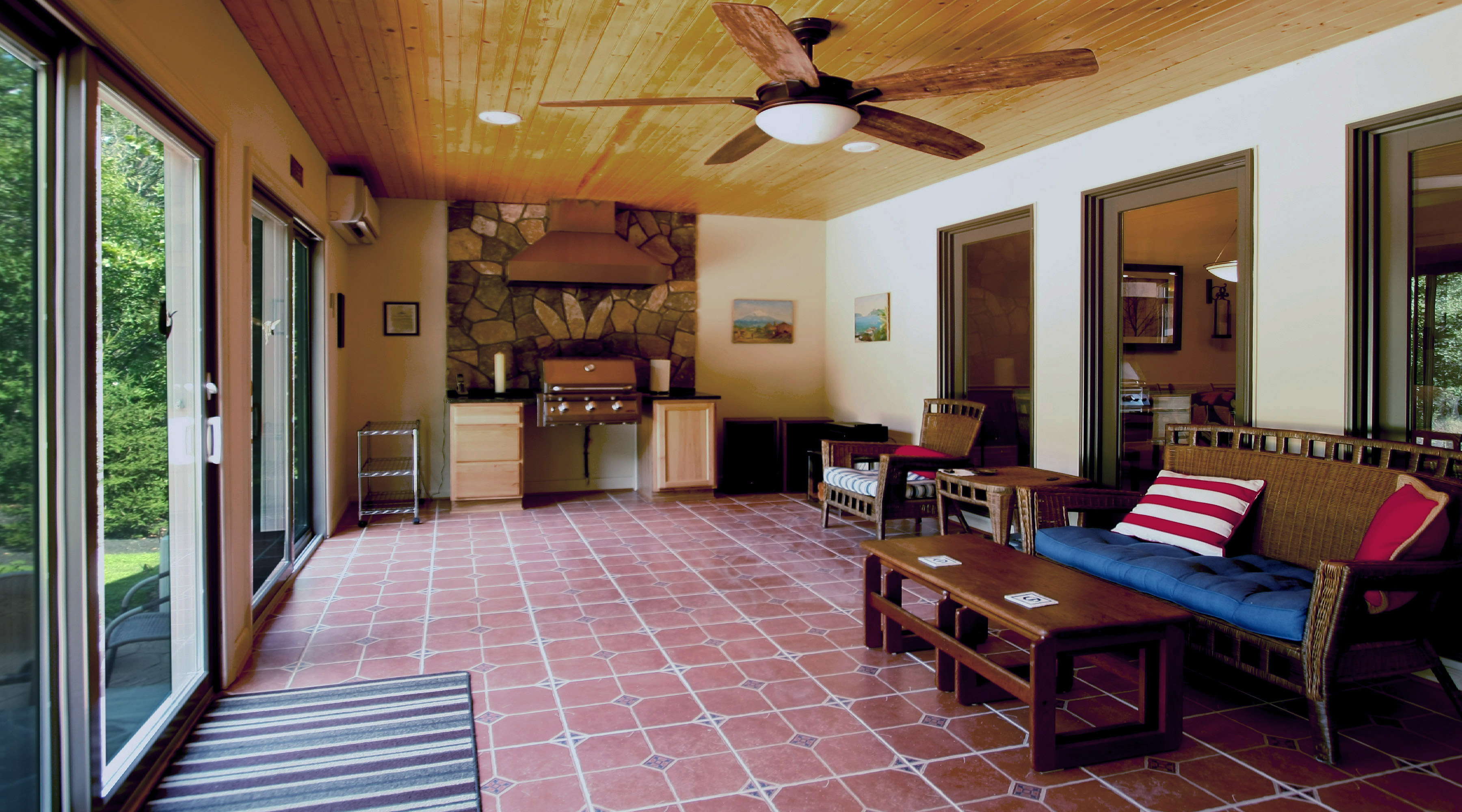 Four Seasons Grilling Porch
